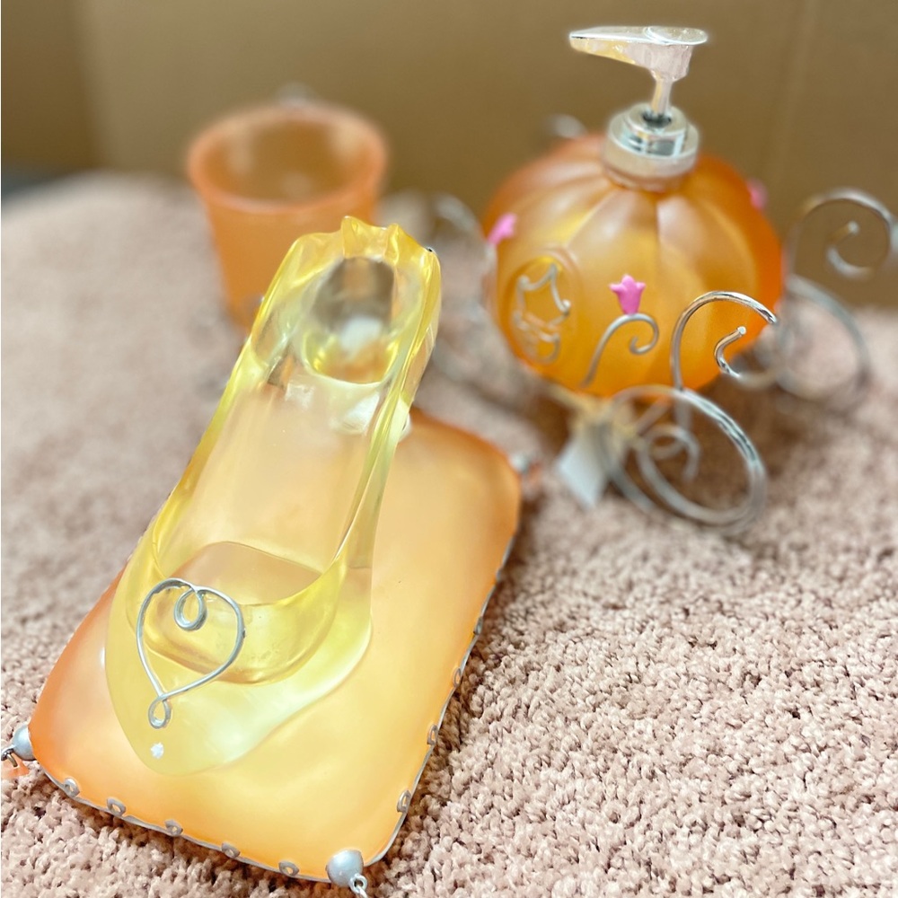Cinderella Glass Slipper Soap Dispenser Set